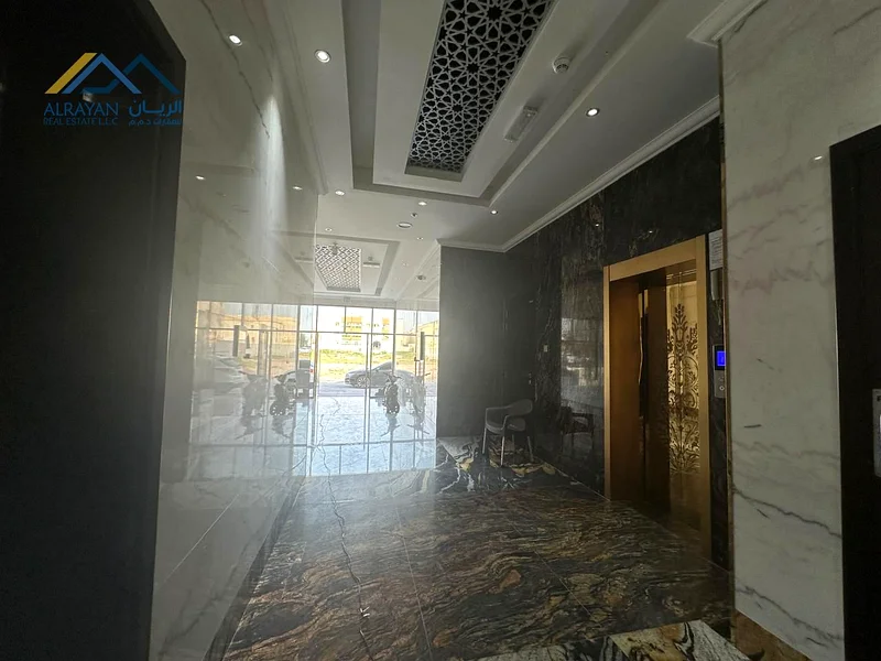 A distinctive investment opportunity, a new building in a very distinguished location and a negotiable price63196120752258113