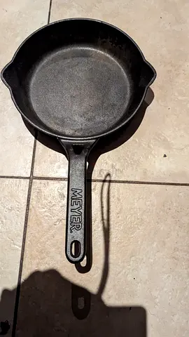 Fry pan