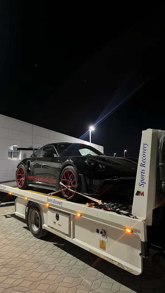 Flatbed  Car Recovery Truck in Dubai – 24/7 | Book via App63213441959553112
