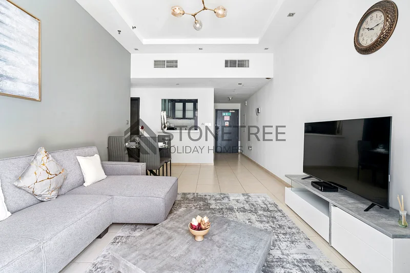 واسع | بالقرب من الشاطئ والترام | شروط مرنة63170393348099114