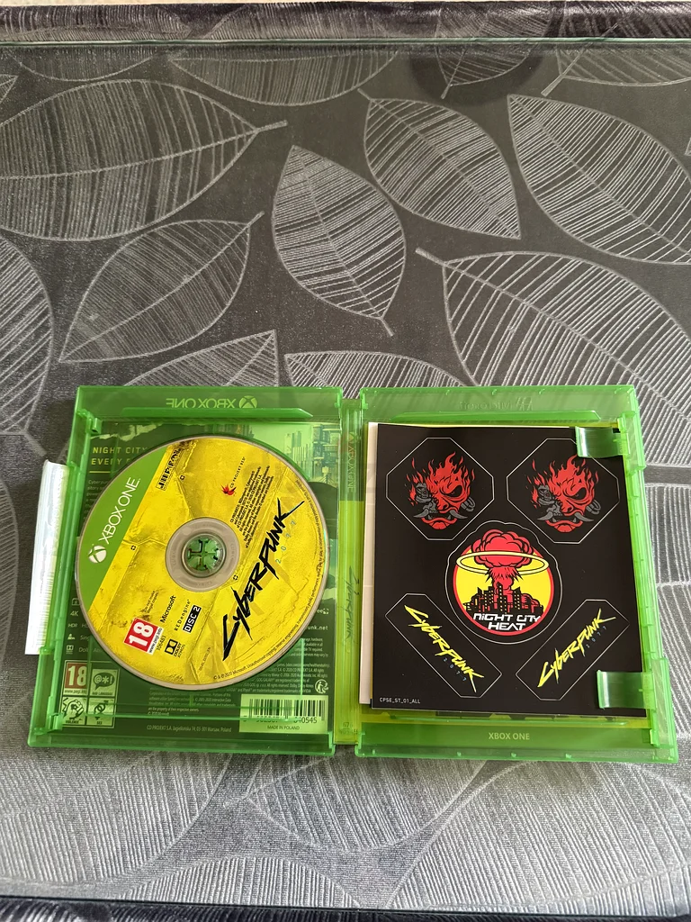 Unlock the Future of Gaming: Cyberpunk 2077 for Xbox One!63174330355075112
