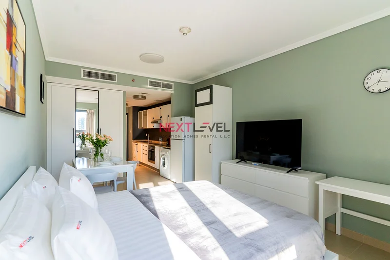 JLT Cluster Goldcrest Executive63817694037379113
