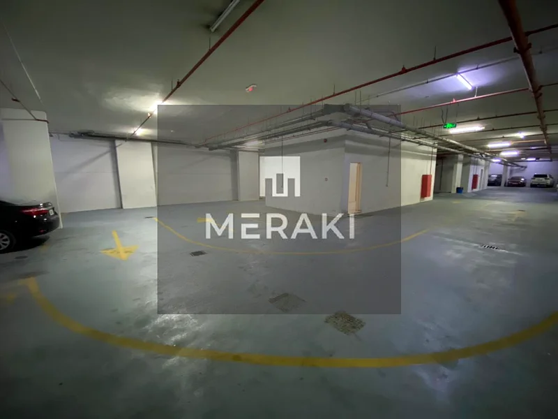 مبنى تجاري للبيع63195060060803113