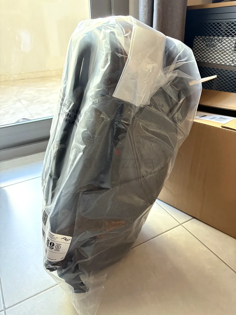 حقيبة ظهر جديدة تمامًا من Peak Design، طراز Everyday Backpack V2 بسعة 30 لترًا (لون فحمي)63233634280835113