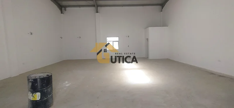 جديد تمامًا | فناء مشترك | مثالي لجميع الأعمال63168501688451114