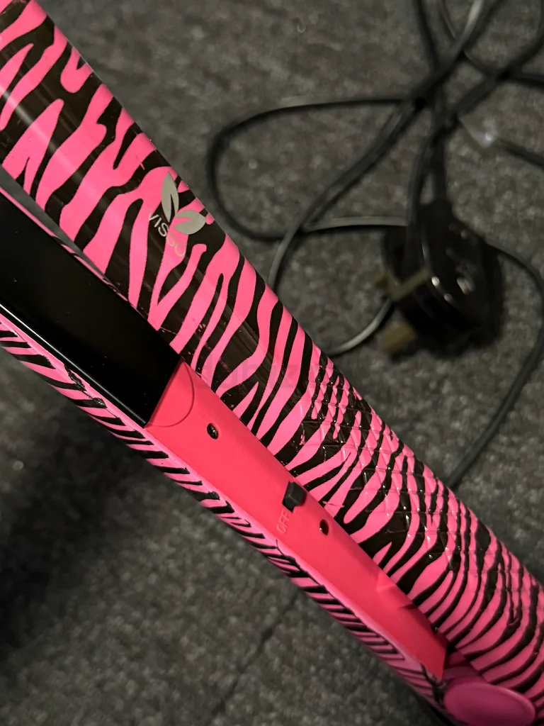 Pink Zebra Hair Straightner63243683075842112
