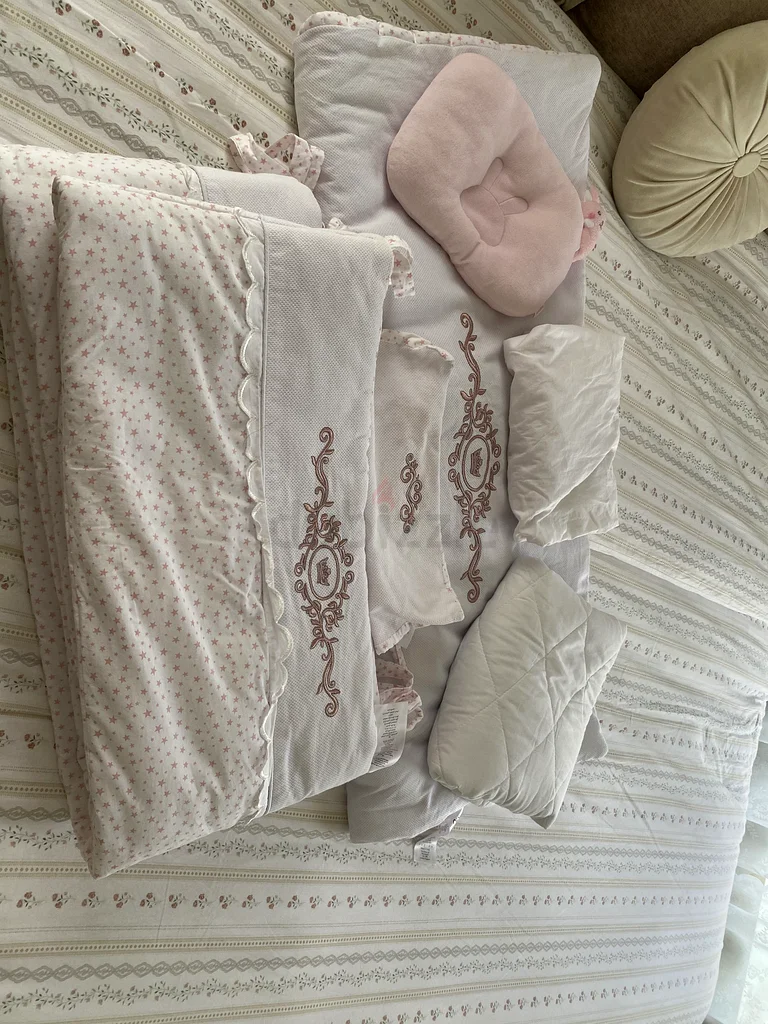 Baby crib in a very good condition63206392498689113