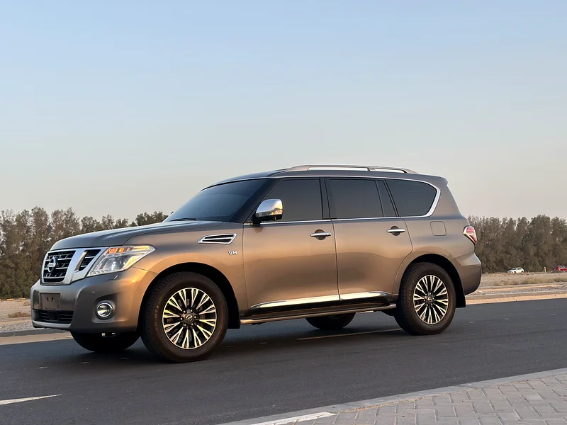 Nissan Patrol Platinum V8, 2015 LE, big engine63157442528131111