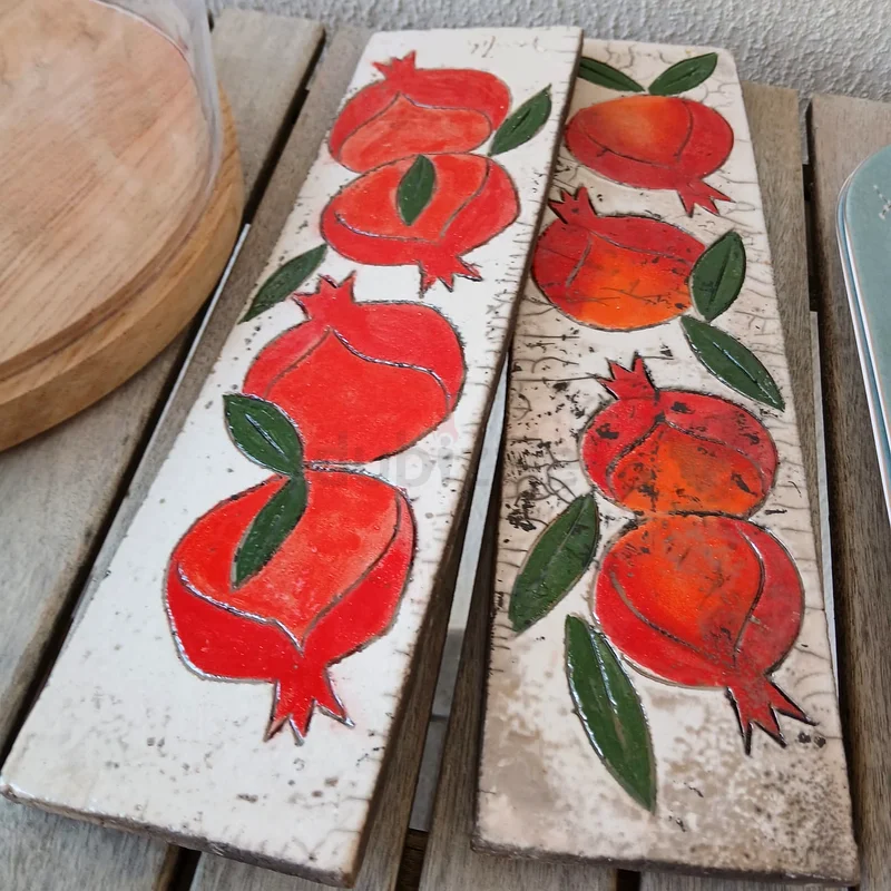Charming Vintage Decorative Plates - Perfect for Collectors!632262768866591125