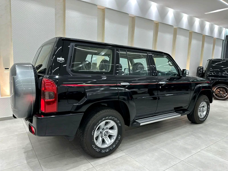 Nissan Patrol Safari V6 Al Ostoura Edition,2024 Model,0 km,Gcc Specification, Under dealer warranty63227779343746113