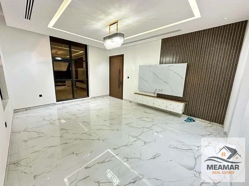 Villa for sale directly from the owner at a bargain price and without a down payment. A modern villa near the mosque, one of the most luxurious villas63912468022529113
