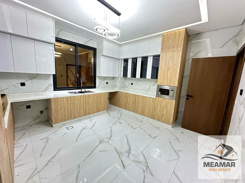 Villa for sale directly from the owner at a bargain price and without a down payment. A modern villa near the mosque, one of the most luxurious villas63912468022529114