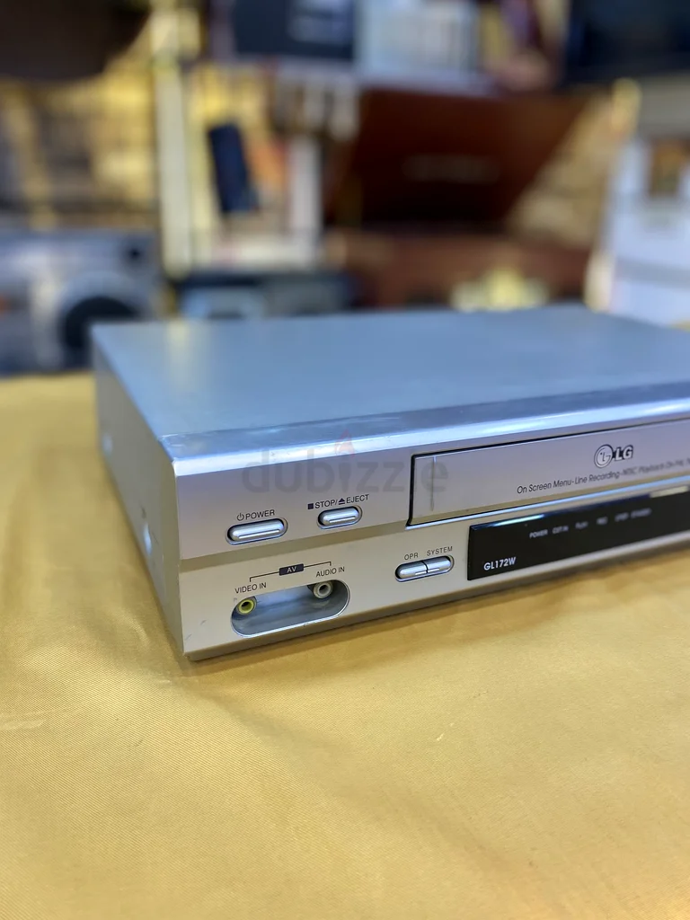 Lg VHS /VCR  مشغل فيديو شركه ال جي63262397692033111