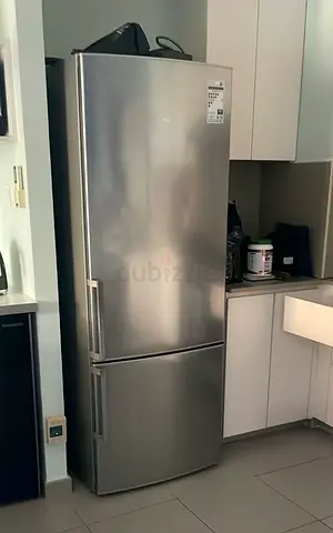 Bosch Bottom Freezer with Refrigerator on top Stainless steel finish