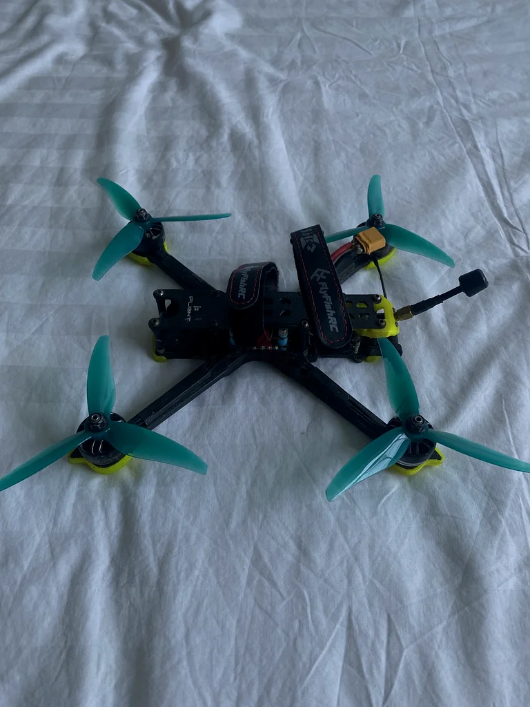 طائرة درون FPV للبيع!63234611643650111