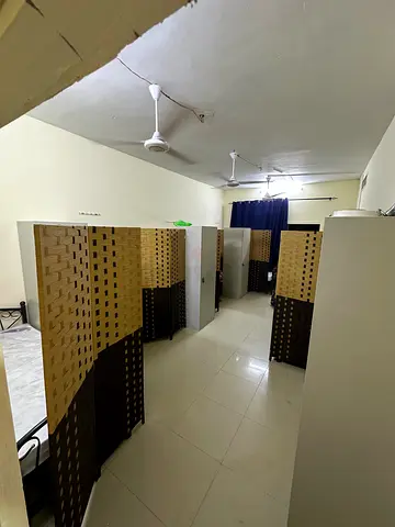 Executive Bedspace for males with divider partition behind Etisalat office, Near Park Al Nahda sharj