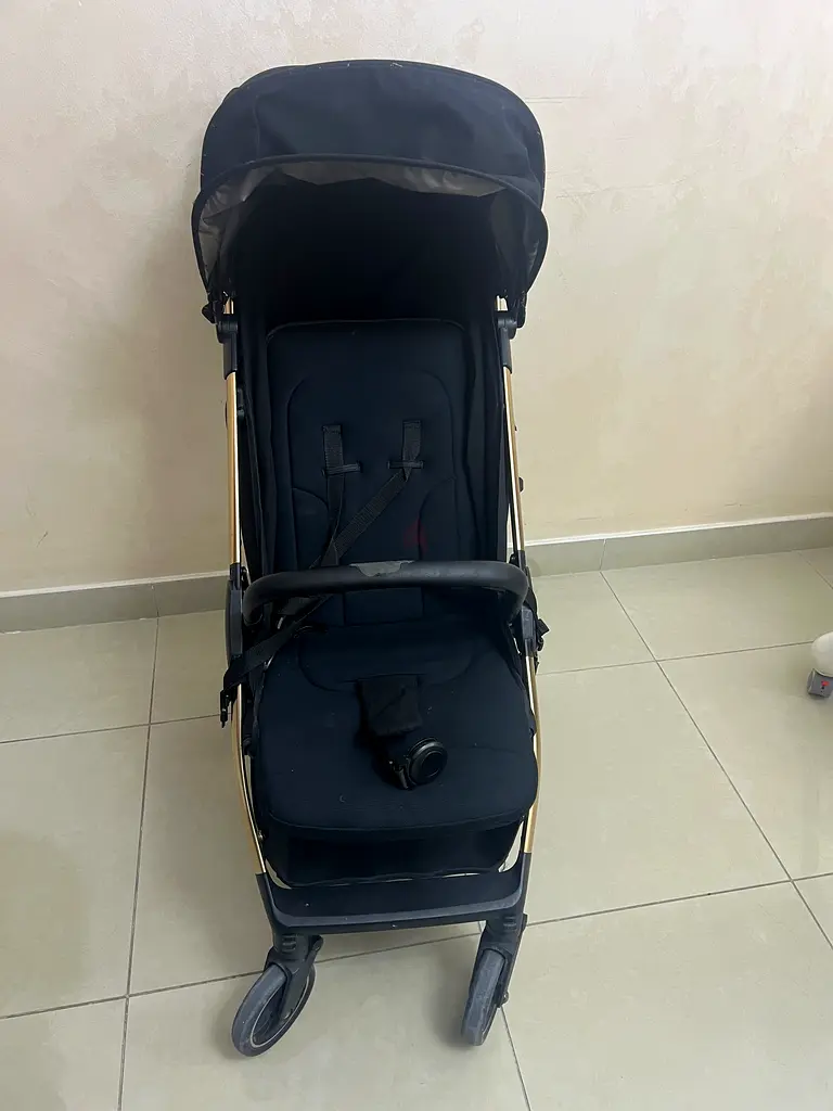 مقعدان أطفال للبيع63206385562754110