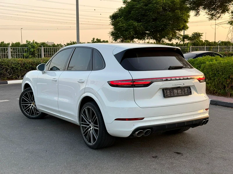 PORSCHE CAYENNE S / GCC / 2020 / FULL SERVICE HISTORY/ READY TO DRIVE63150022595203113