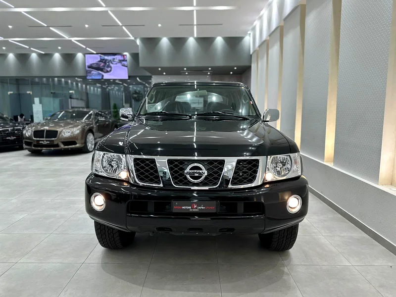 Nissan Patrol Safari V6 Al Ostoura Edition,2024 Model,0 km,Gcc Specification, Under dealer warranty63227779343746111