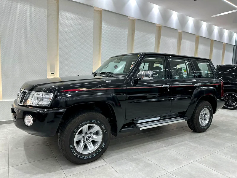 Nissan Patrol Safari V6 Al Ostoura Edition,2024 Model,0 km,Gcc Specification, Under dealer warranty63227779343746112