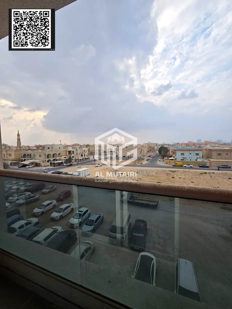 فرصة استثمارية كبيرة في عجمان نقدم لك الفرصة لامتلاك مبنى في عجمان، الروضة 3، للبيع. الميزات: - أرضي + 3 طوابق63253958721153113