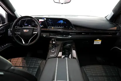 صورة 9 لـ 2024 Cadillac ESCALADE