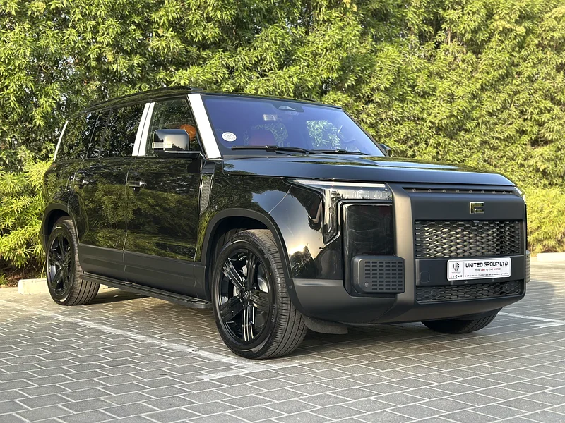 ROX 01 VIP /  2025  /  HYBRID / Long-Range / New 6 seats63398478243971112
