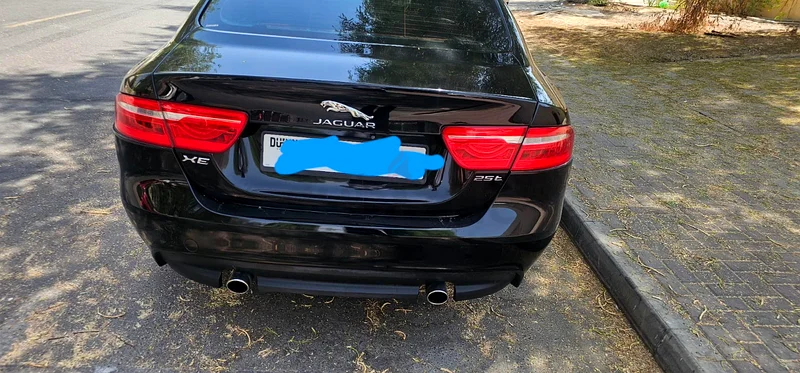 Jaguar XE 2017 full options62930627375618114