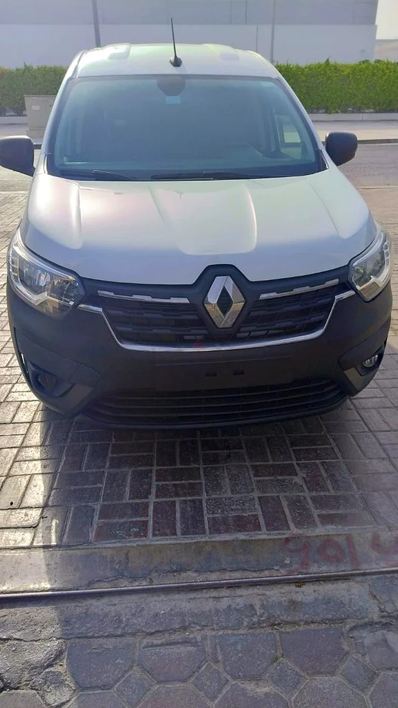 Renault Dokker delivery van, 1.6L, manual, 2024, perfect condition, low mileage, GCC specs62934684406275114