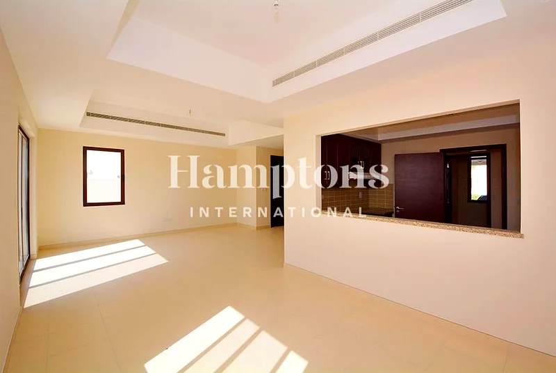 جاهز للسكن | غير مفروش | موقع رائع62937618931457113