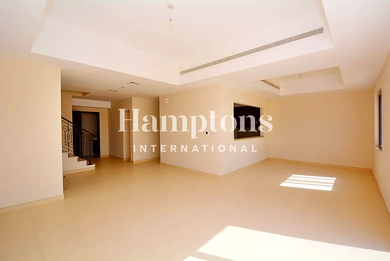 جاهز للسكن | غير مفروش | موقع رائع62937618931457112