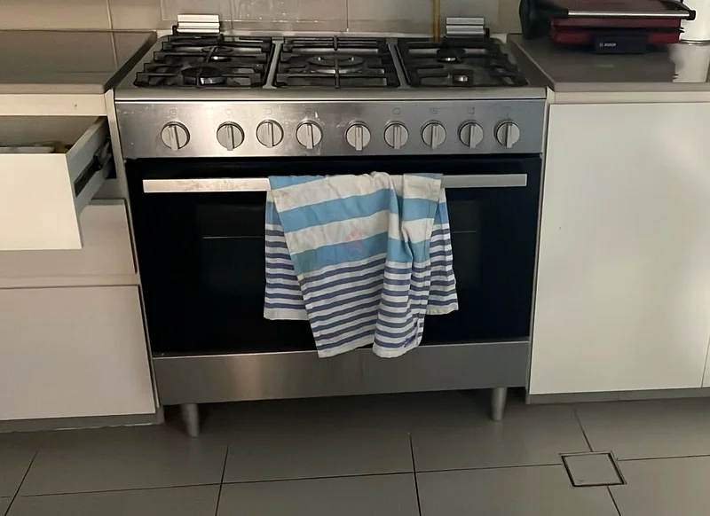 موقد غاز بوش 90x60 سم63252446461443116