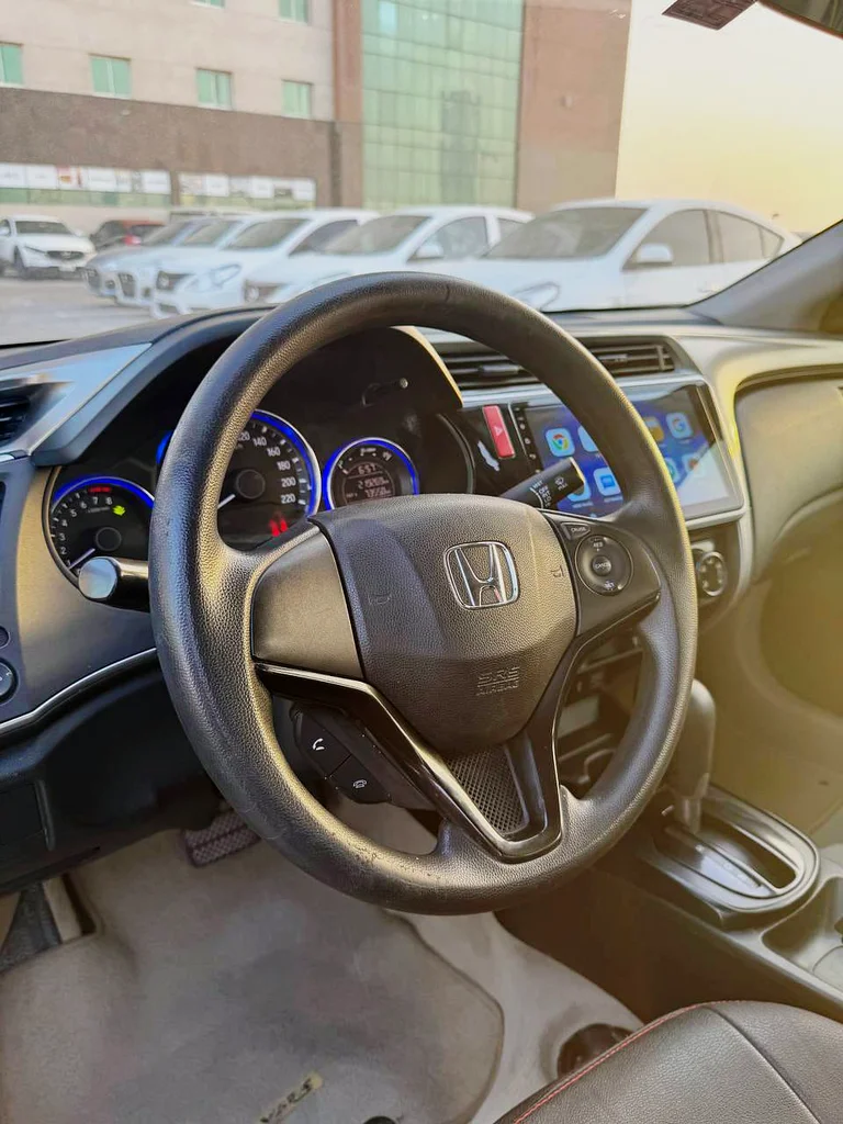 Honda City 2016 GCC Excellent condition63223316130561114