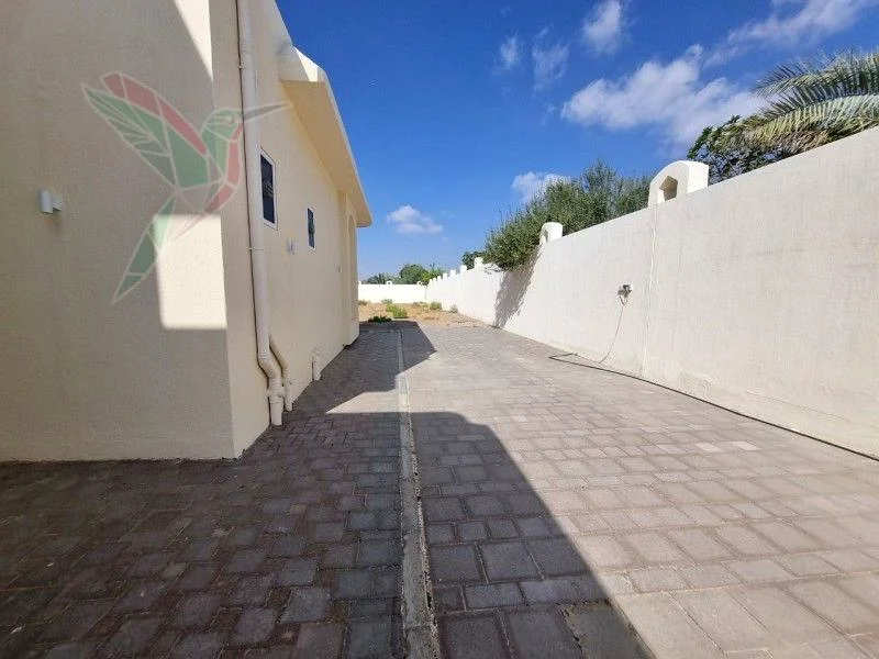 فيلا أرضية، يتوفر لديها فناء كبير للبيع، رملة زاخر63197116288642113