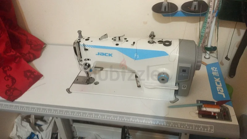 خياطة دقيقة مع ماكينة الخياطة جاك F5!632550034800671126
