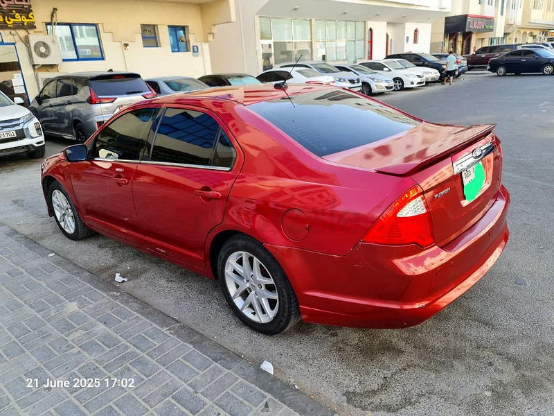 2012 - فورد فيوجن للبيع بحالة جيدة.63169445427969111