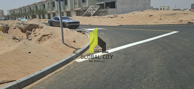 6 PLOTS AVAILABLE IN ONE SINGLE ROW. RESIDENTIAL VILLA PLOTS G+2. SQM 242 , SQFT 2,604 , PRIME LOCATION , ASKING PRICE 550,000 NEGOTIABLE ,,,,,,,,,,,,63185188805249112