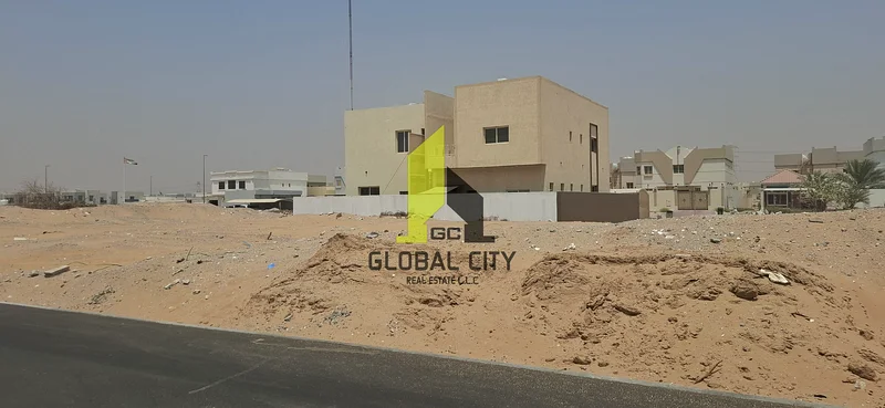 6 PLOTS AVAILABLE IN ONE SINGLE ROW. RESIDENTIAL VILLA PLOTS G+2. SQM 242 , SQFT 2,604 , PRIME LOCATION , ASKING PRICE 550,000 NEGOTIABLE ,,,,,,,,,,,,63185188805249114