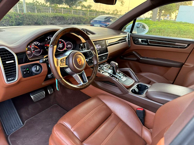 PORSCHE CAYENNE S / GCC / 2020 / FULL SERVICE HISTORY/ READY TO DRIVE63150022595203114