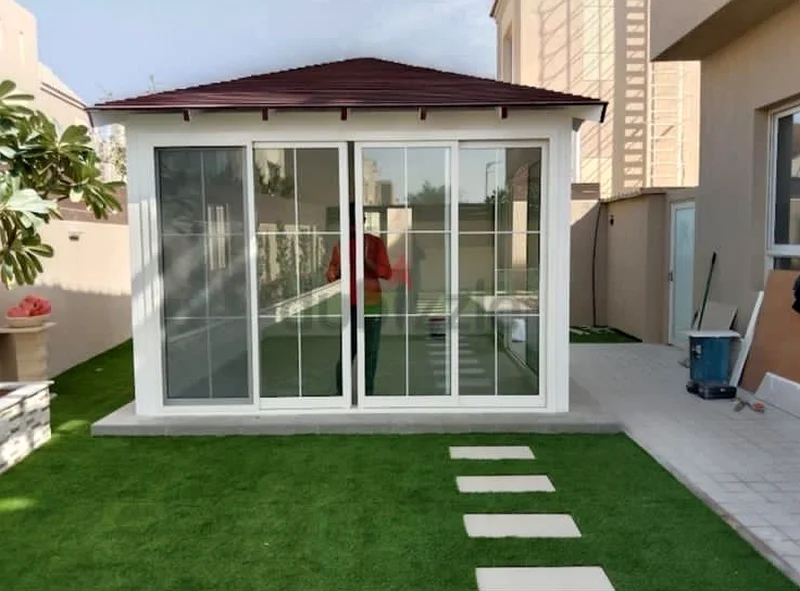 Glass room63220321422595112
