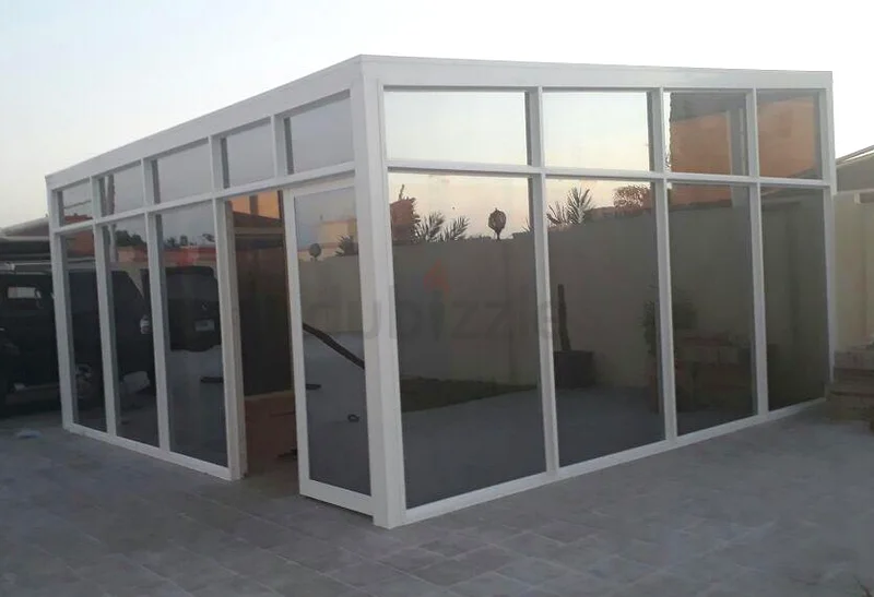Glass room63220321422595111