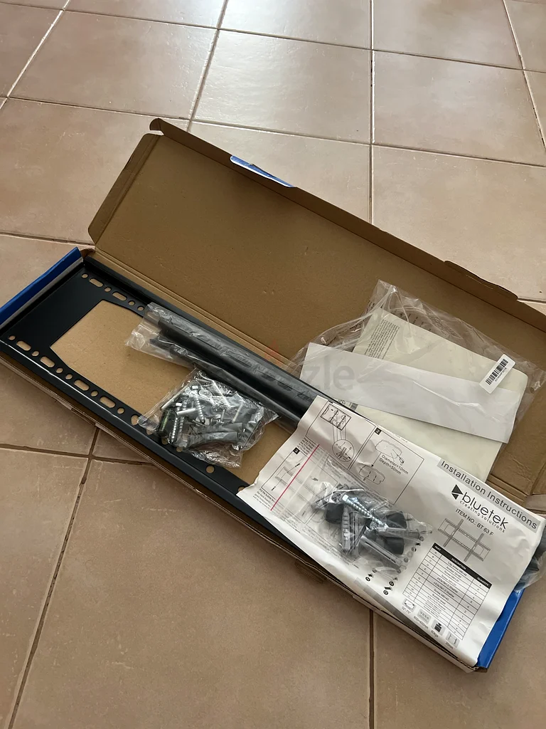 الBracket الحائطي الثابت من بلوتيك للتلفزيونات (32 - 75)63164784518017111