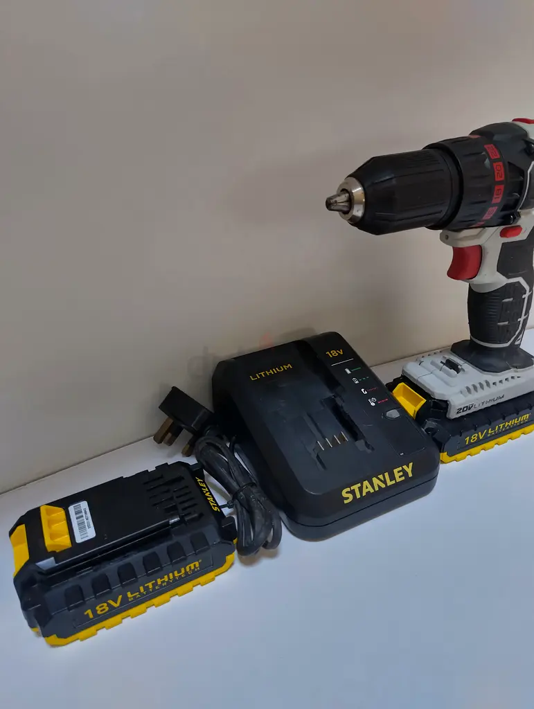PORTER CABLE/ STANLEY Tighter 18.v