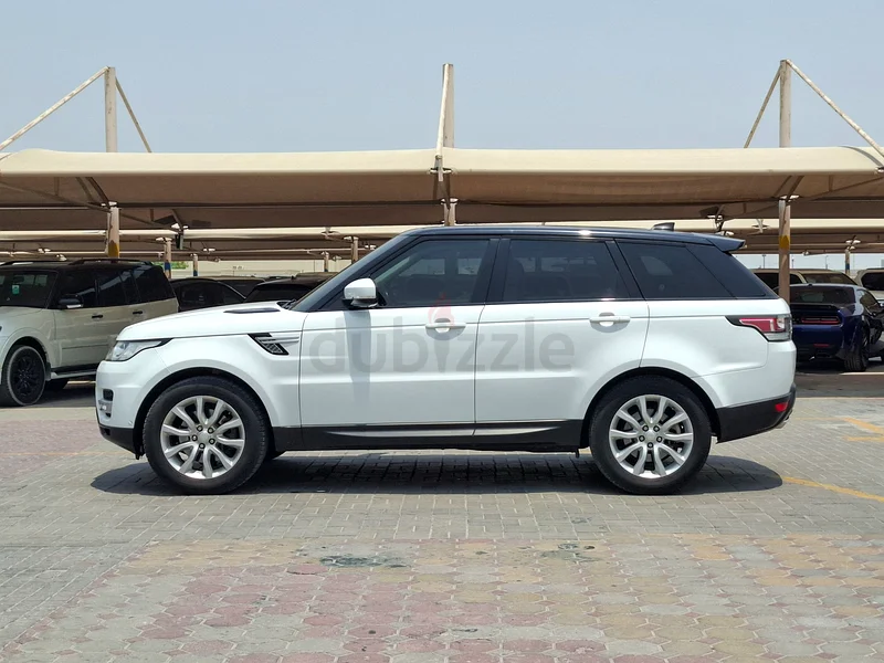 AED 2038/month | 2017 Land Rover Range Rover Sport HSE | GCC Specs | Ref#33187363158800281346114