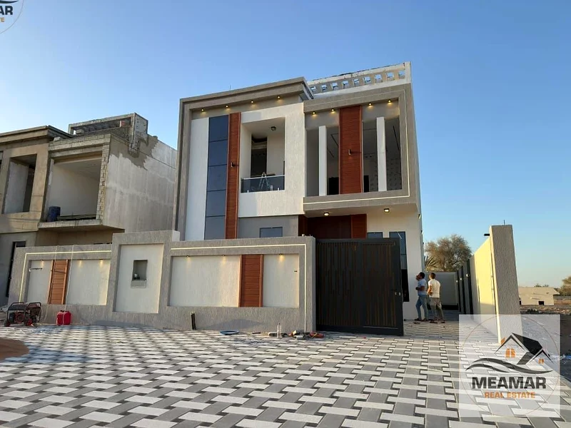 فيلا حديثة في الحيلو، سعر خاص، ملكية كاملة63913994071427113