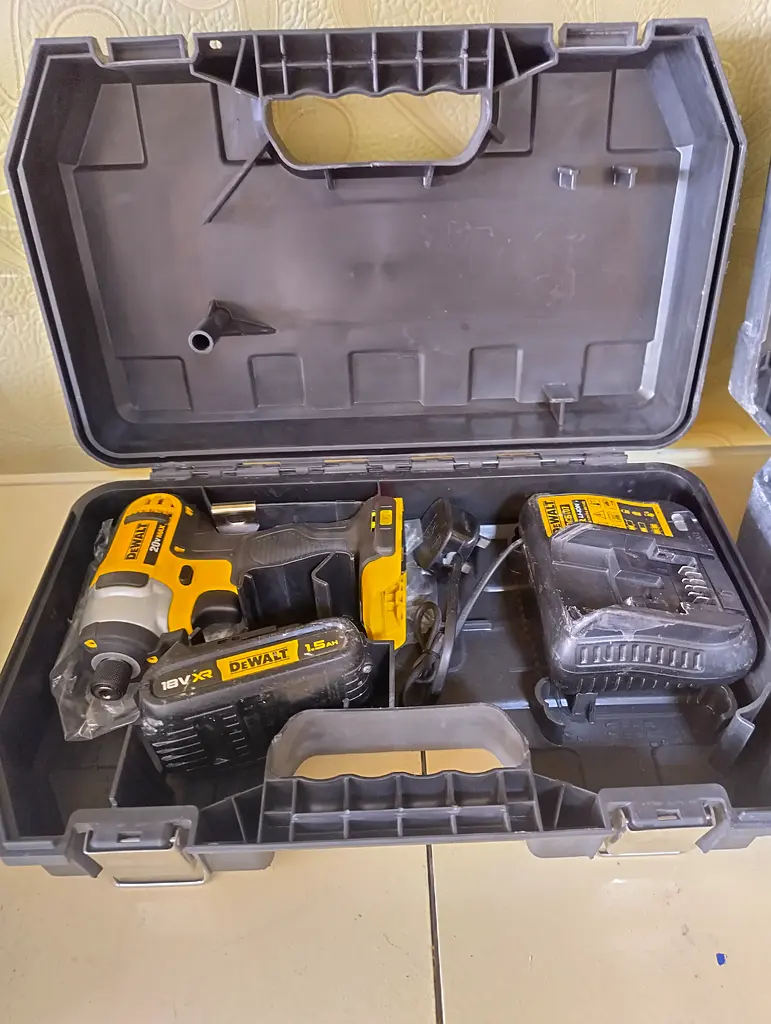 DeWalt impact driver 20.v