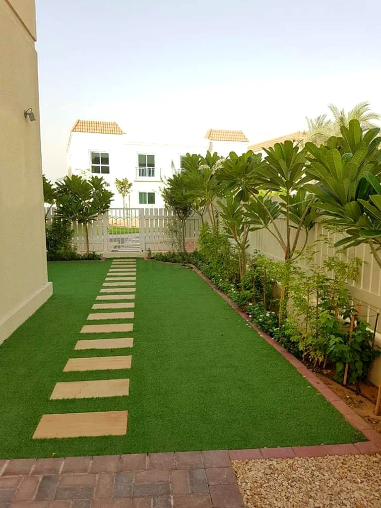 Landscapeing and gardening63441811078146114