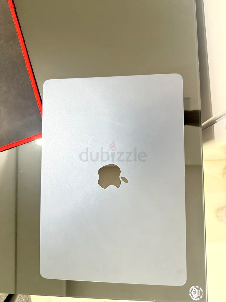macbook air m2 13.6”63256077449473110
