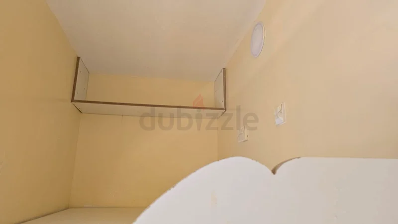 Room available for couple or single62932686481409113