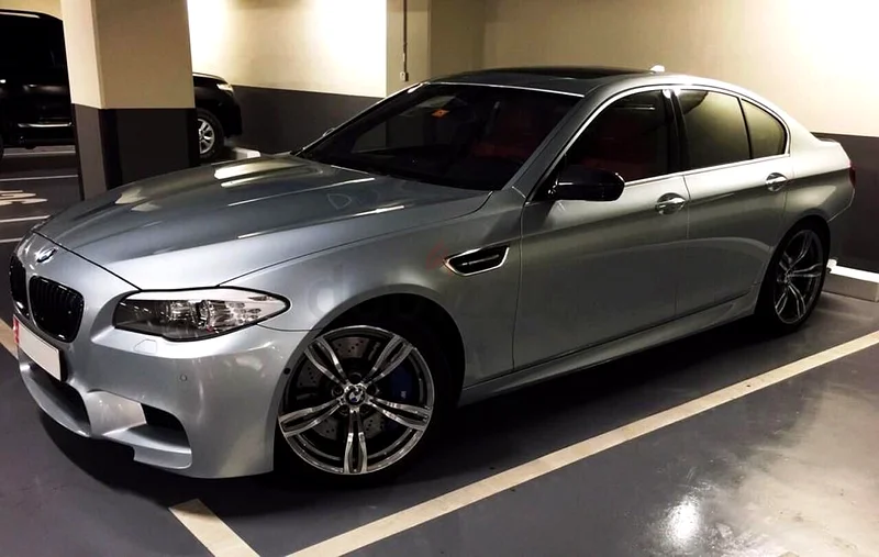 BMW M5 F10 2013 GCC63229645101954111